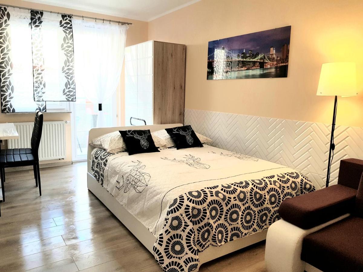 Glamour Downtown Balcony Apartment Krakow