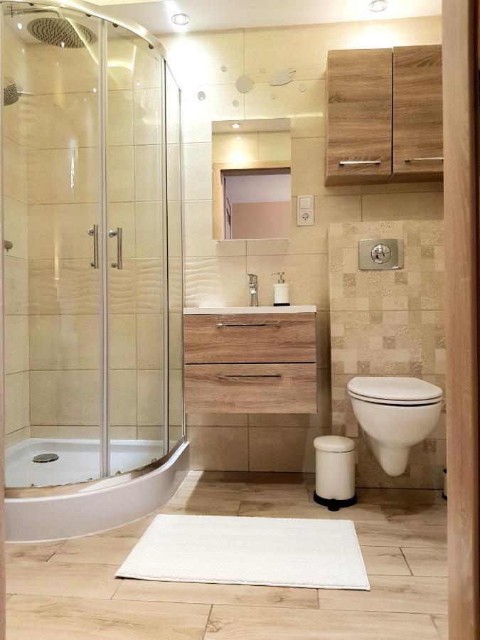 Апартаменти Glamour Downtown Balcony *