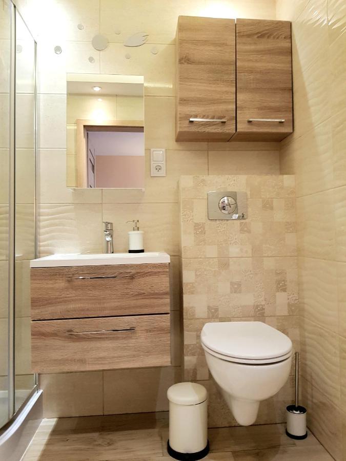 Glamour Downtown Balcony Apartment Krakow